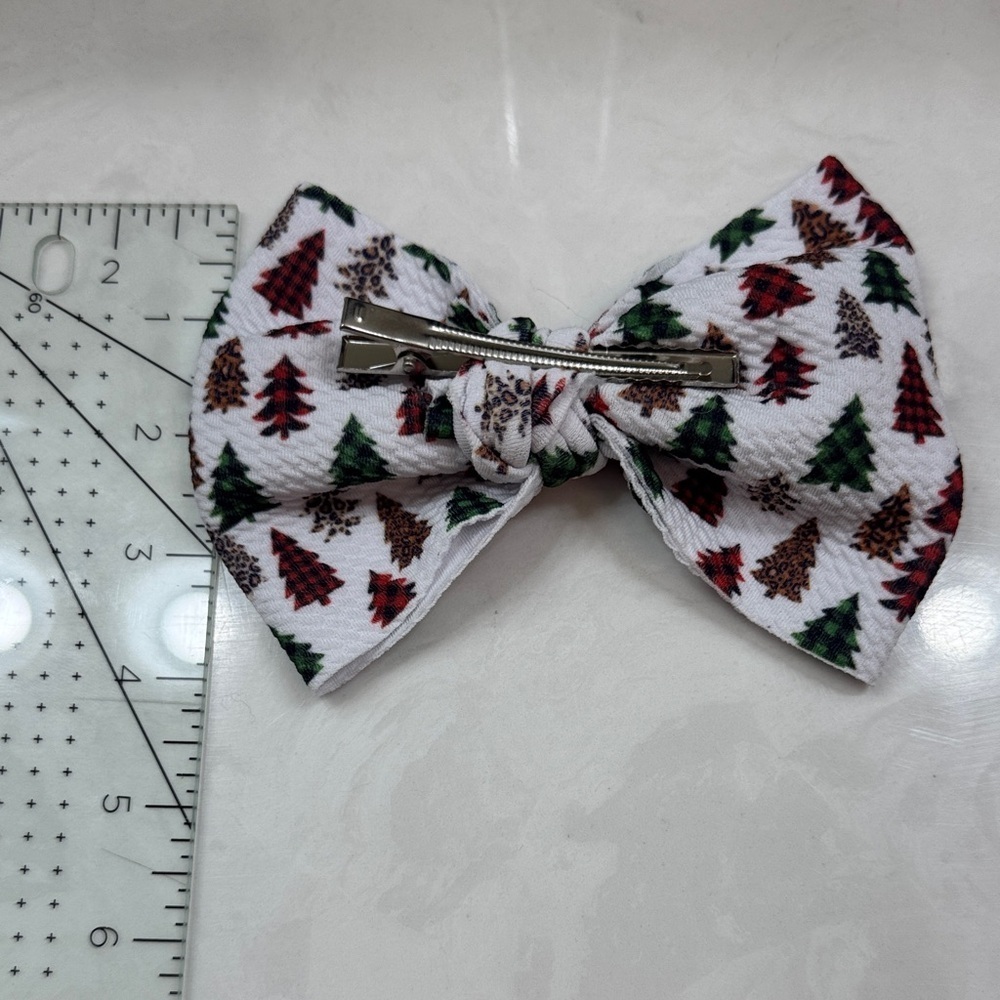 Leopard, Pumpkin, Christmas, and Orange Handcrafted Bow Set - Picture 3 of 9